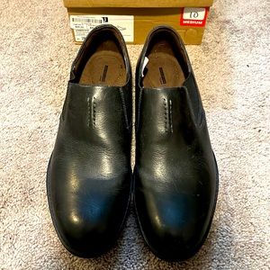 Clarks Leather Slip-on shoes
